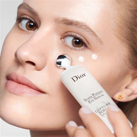 DIOR Capture Totale Super Potent Eye Serum siero occhi .